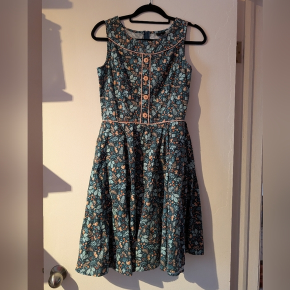 Retrolicious Dresses & Skirts - Retrolicious Christmas Cats Dress Size Medium